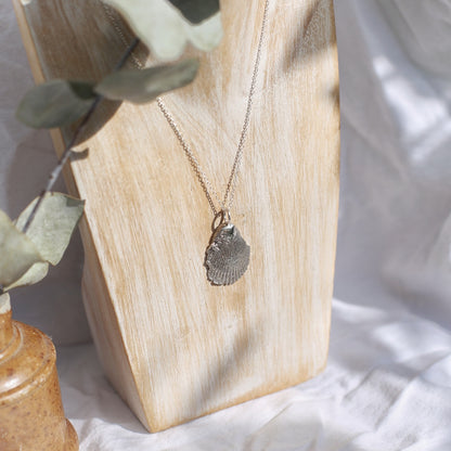 Silver Clam Shell Charm Necklace